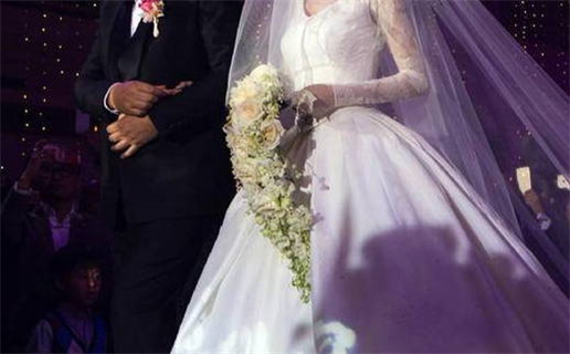 嗜酒如命是什么意思(嗜酒如命是什么意思酒)