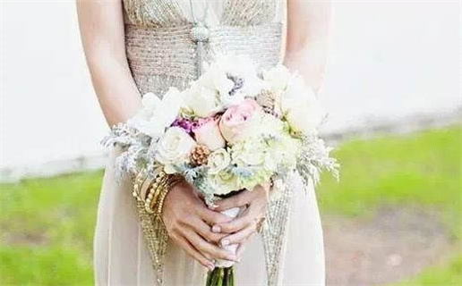 1989年属于什么命_2002年2月17日生辰八字