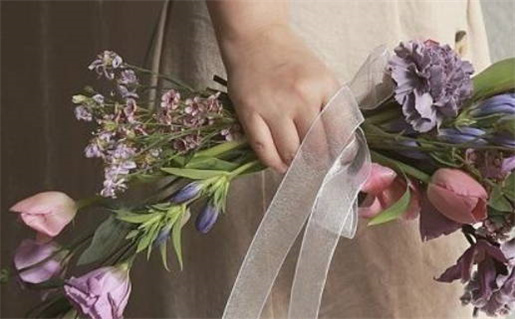 十二月份搬新房黄道吉日_十二月份搬新房黄道吉日2025年是哪一天