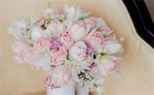 农历二〇二七年八月十七黄历不推荐领证吗,领证好日子有哪些