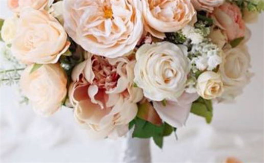 农历二〇二九年七月初四黄历办证不适宜吗,领证吉日查询