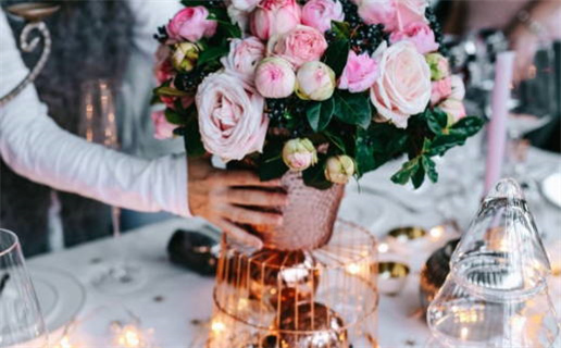 2027年08月06日乔迁黄历查询