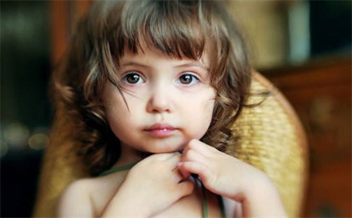 周姓女孩子取名