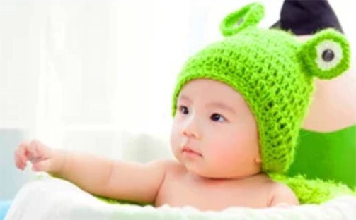 如何给2026年07月07日出生的王姓男宝宝起个好名字？专业分析与建议