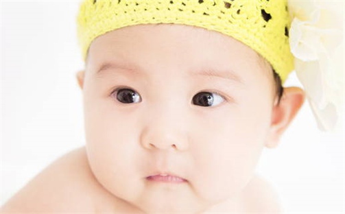 梁姓男宝宝起名必看：2026年05月26日生辰八字喜用神与取名建议