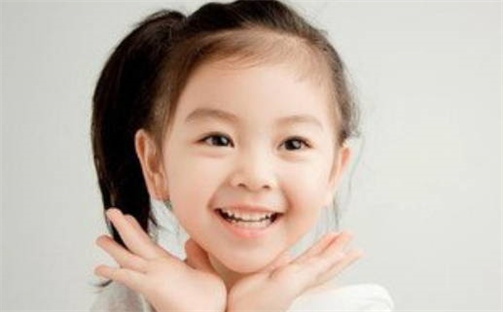 刘姓女孩子名字推荐：2026年07月03日出生宝宝的吉祥起名