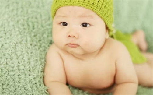 何姓女孩子名字推荐：2026年05月02日出生宝宝的吉祥起名